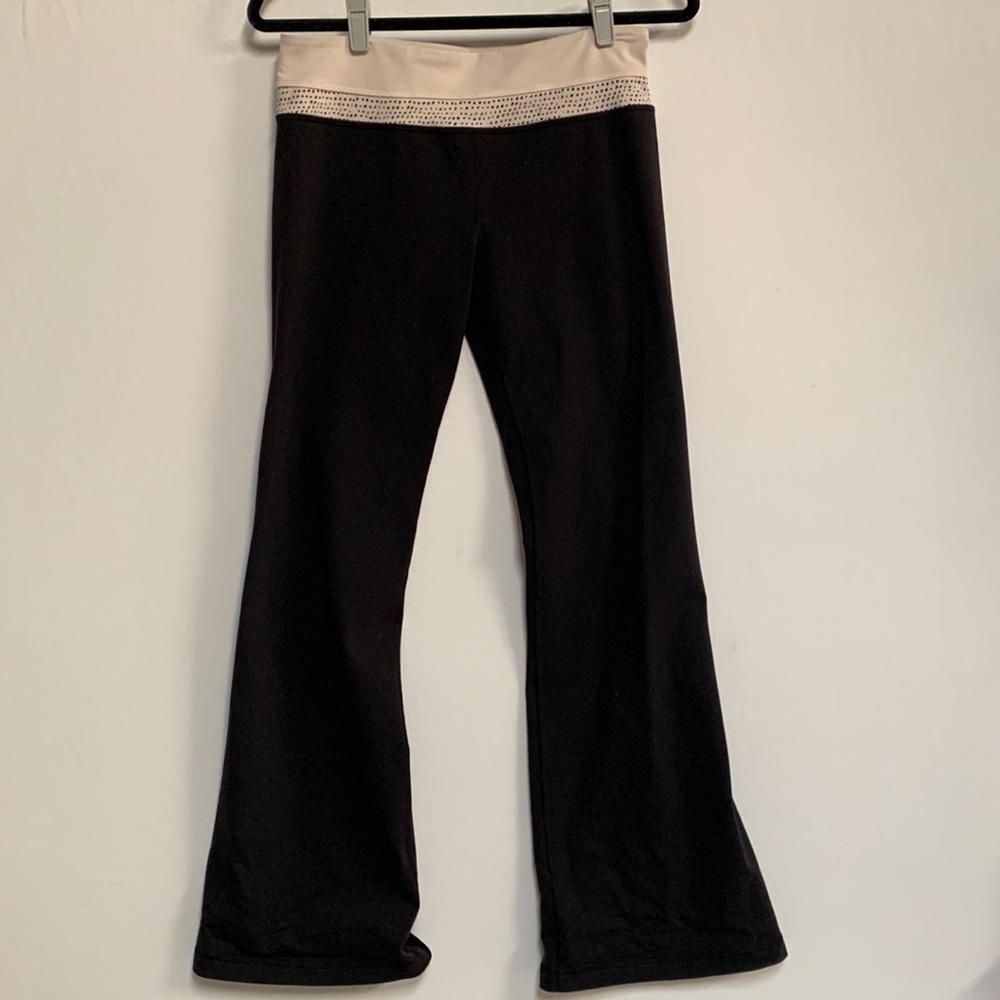 Lululemon groove pant size 8